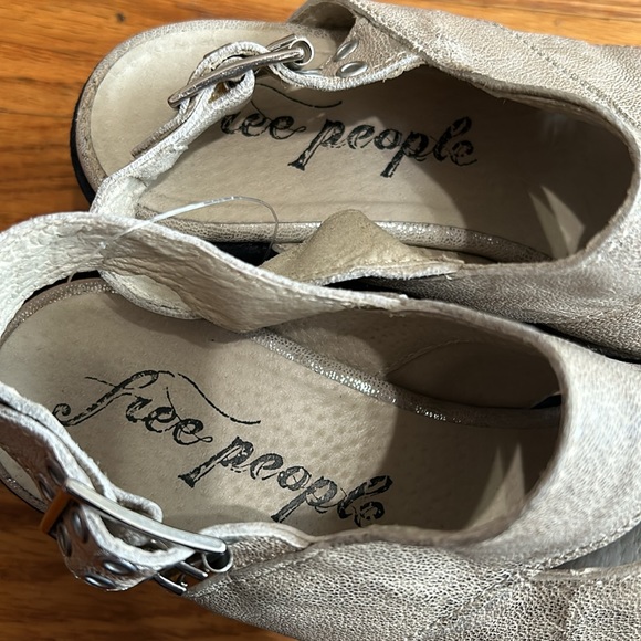 Free People Metallic Leather Platform Sandals - Picture 10 of 11